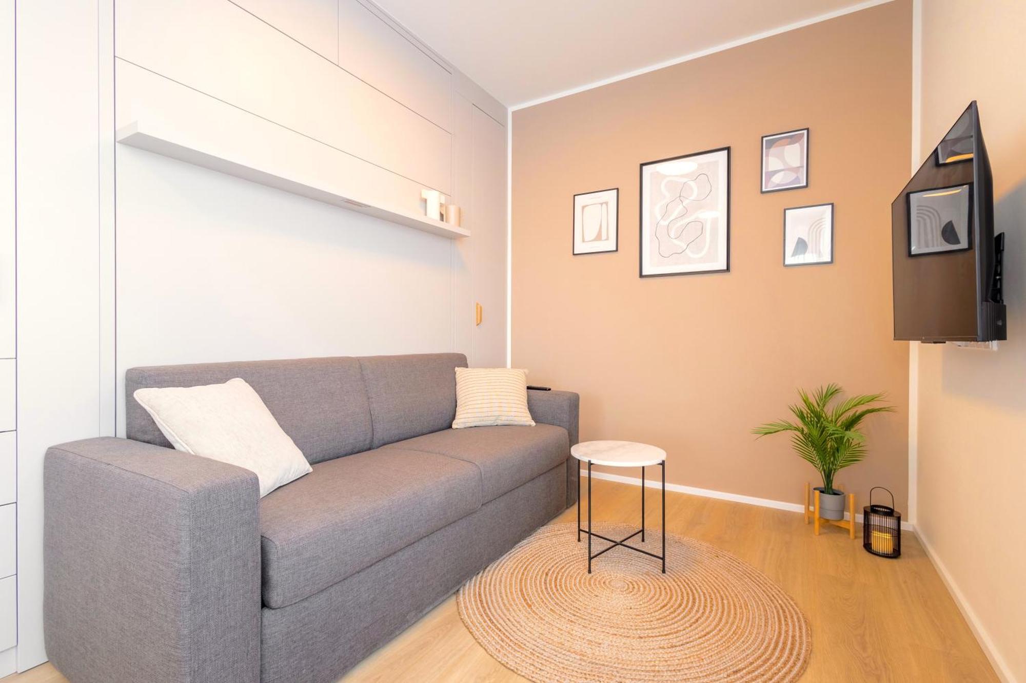 Bright 2Br - 5Th Floor, Balcony, Free Parking By Gravity Prague Apartment Exterior photo