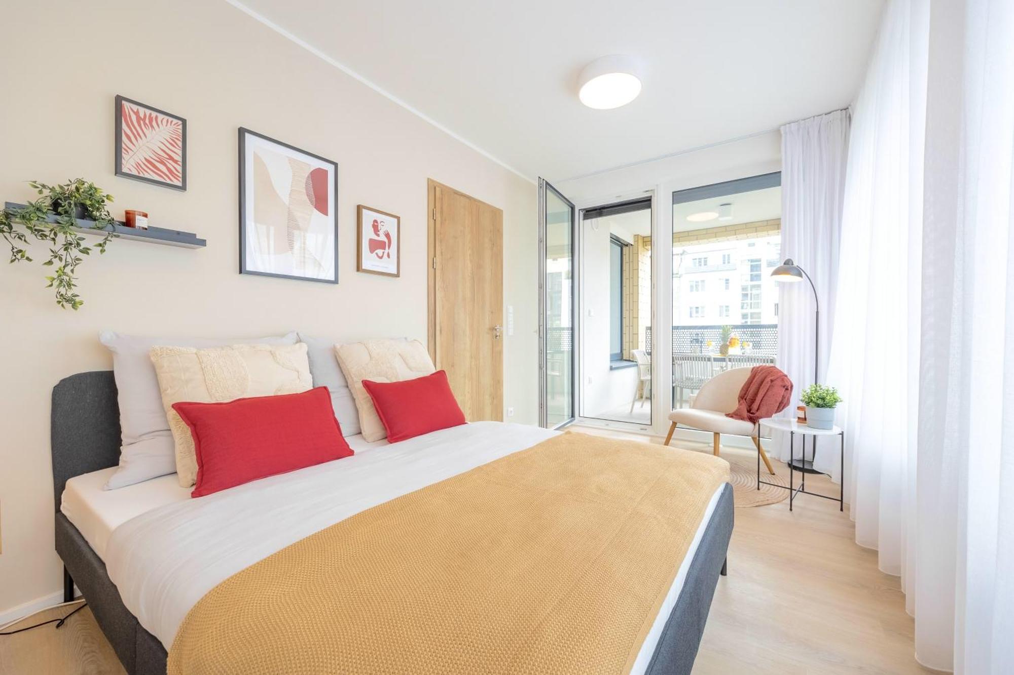 Bright 2Br - 5Th Floor, Balcony, Free Parking By Gravity Prague Apartment Exterior photo